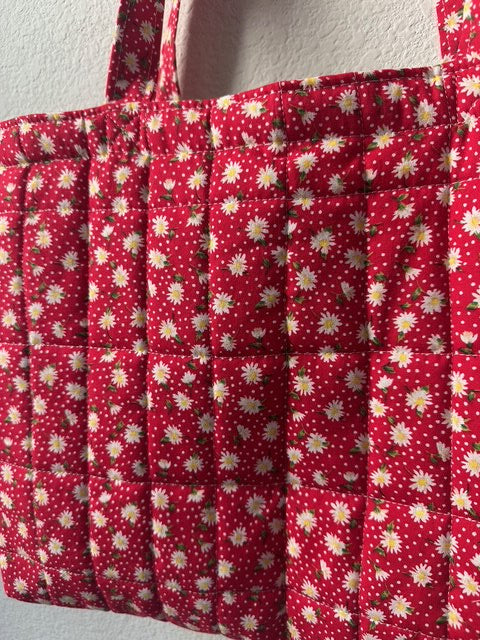 The Daisy Quilt Tote